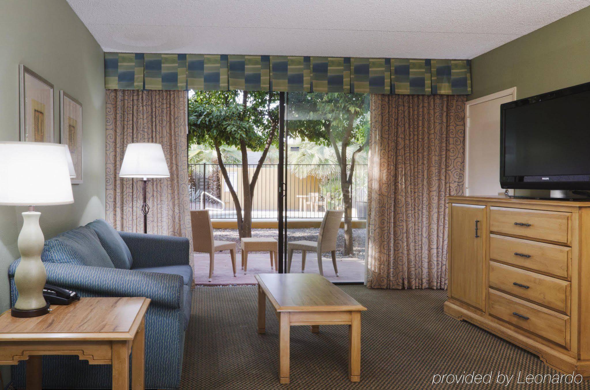 Doubletree By Hilton Tucson-Reid Park Hotel Buitenkant foto