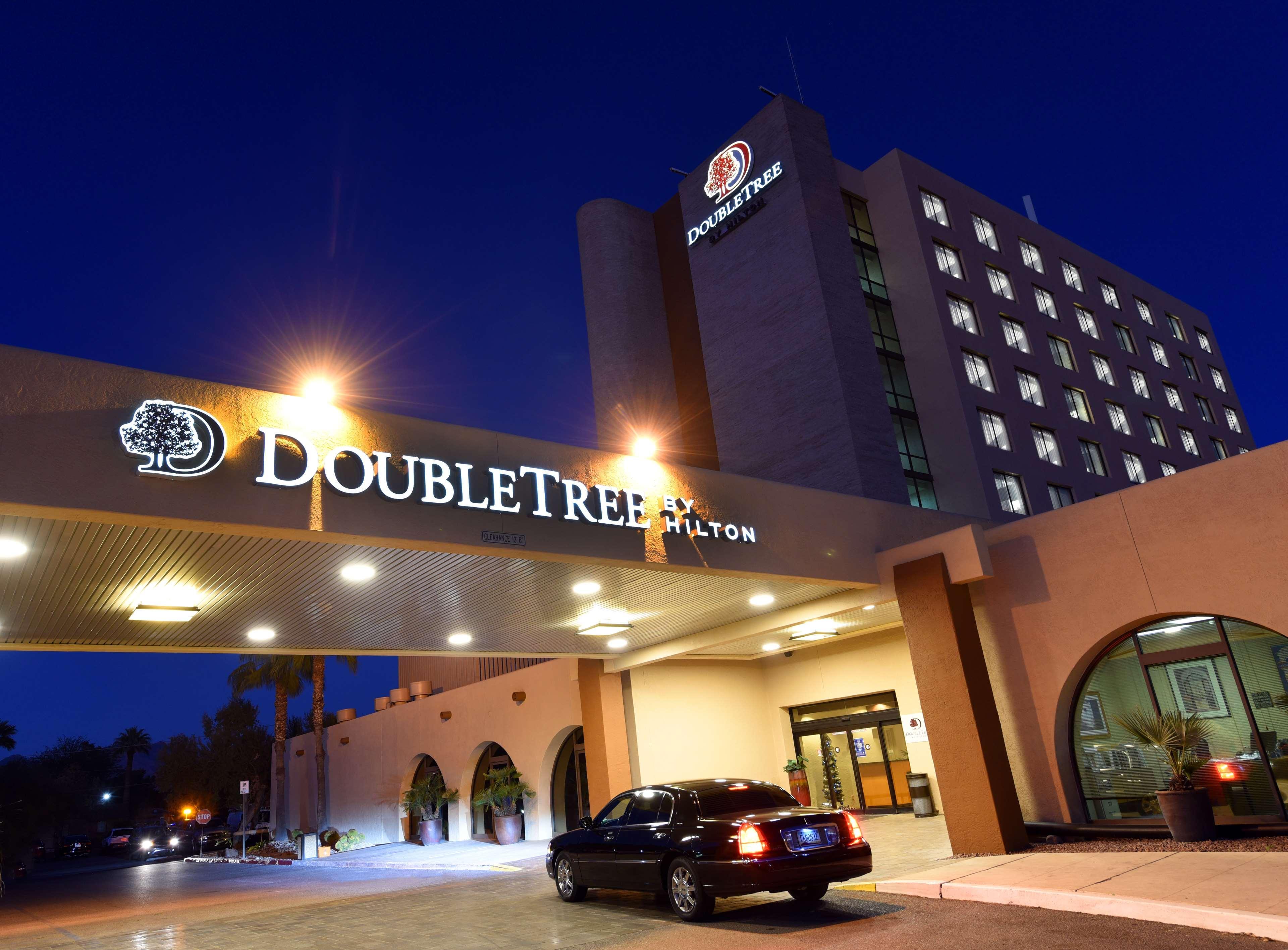 Doubletree By Hilton Tucson-Reid Park Hotel Buitenkant foto