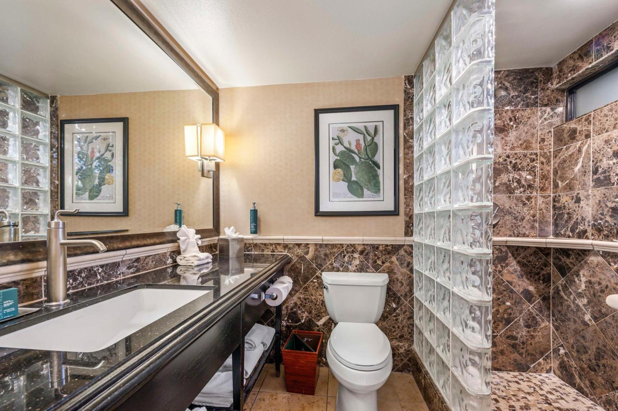 Doubletree By Hilton Tucson-Reid Park Hotel Buitenkant foto